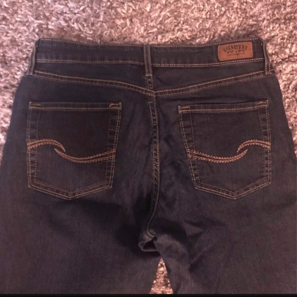 Signature LEVI STRAUSS skinny jeans -size 10
